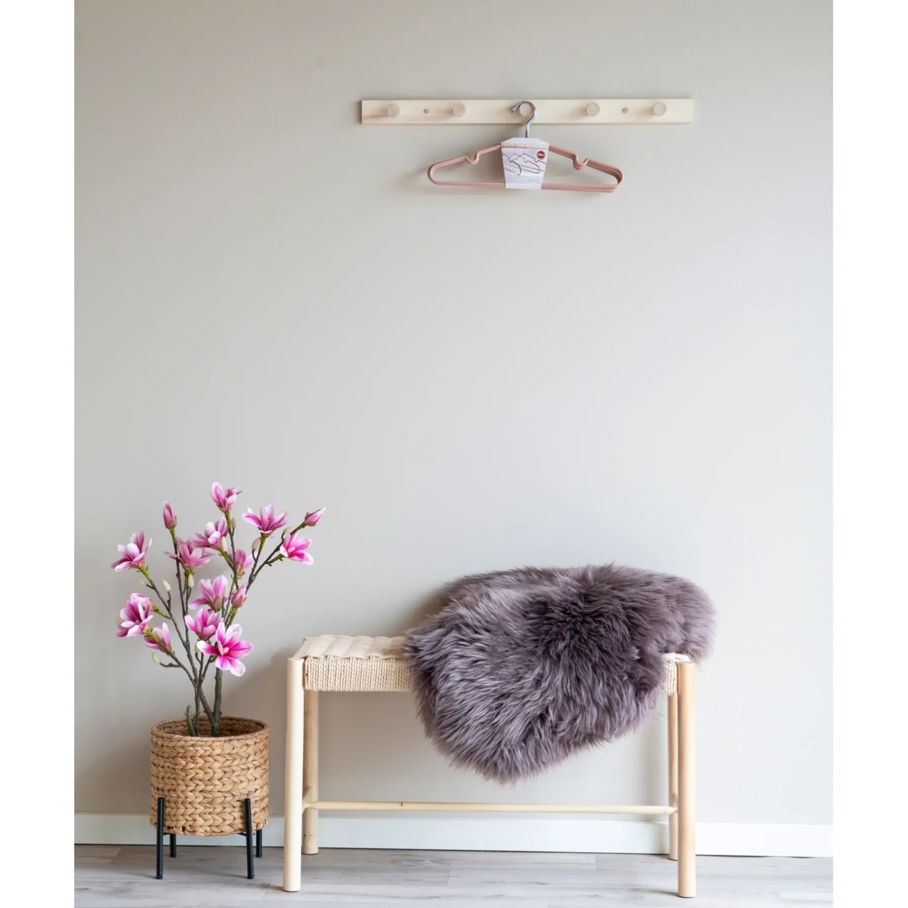 Boligindretning ^ Boliginteriør BOLIGINTERIØR MAGNOLIATRÆ KUNSTIG PLANTE 75 CM