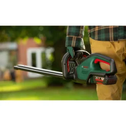 Hækkeklippere ^ Bosch ADVANCED HÆKKEKLIPPER 65,0 CM MED BATTERI OG LADER