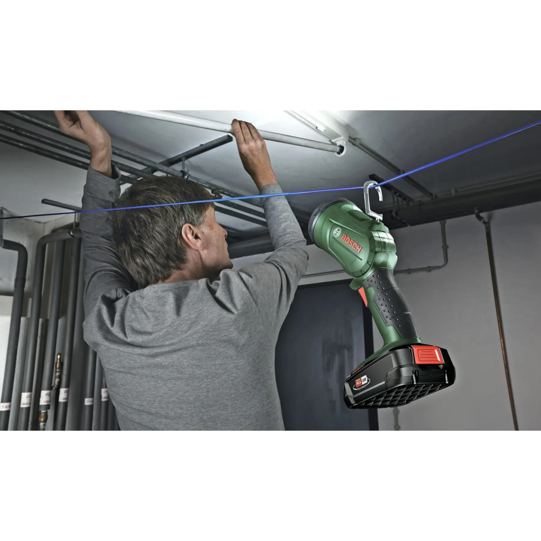 Akku Arbejdslamper ^ Bosch UNIVERSAL UNIVERSALLAMP 18 LYGTE 100 LM