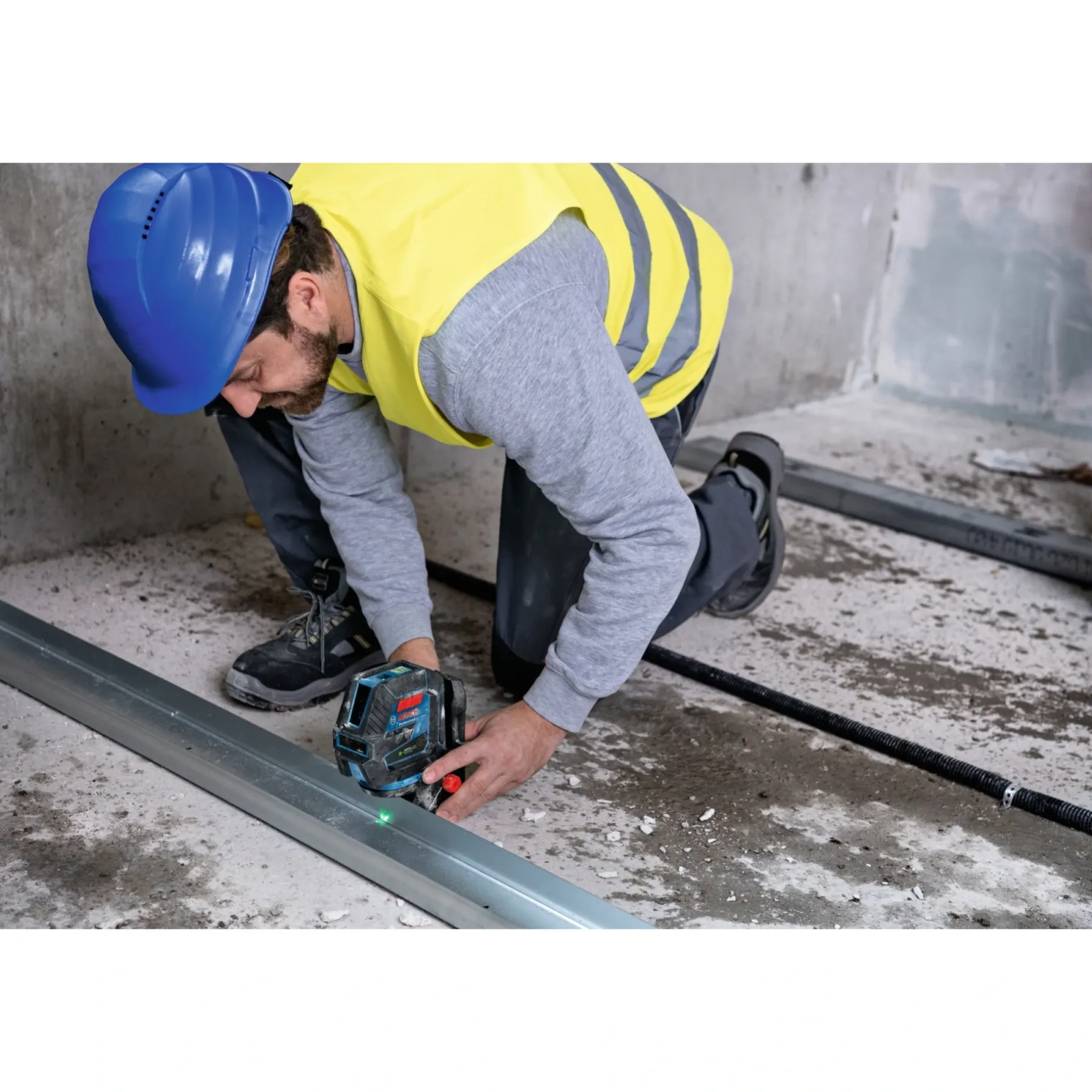 Måleværktøj ^ Bosch PRO GCL 2-50 G KOMBILASER OP TIL 15M