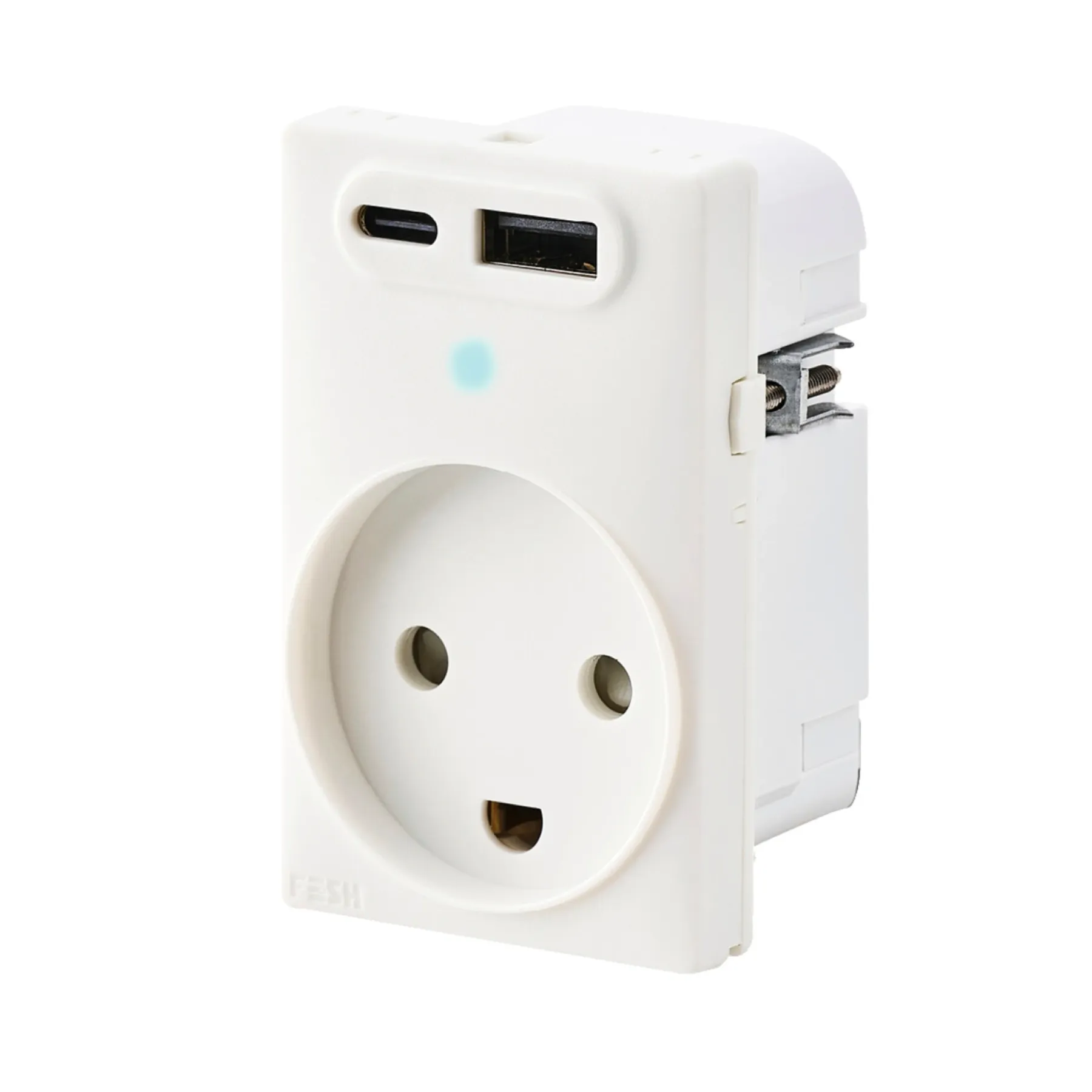 SWITCH CURVELINE - 2 X USB STIKKONTAKT HVID 1,5 MODUL M/JORD>FESH Sale