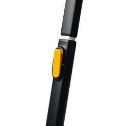 Haveredskaber ^ Fiskars X-SERIE ISSKRABER OG BØRSTE