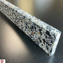 Terrazzo Fliser ^ Granit.dk KØBENHAVN TERRAZZOSOKKEL 7,5X40