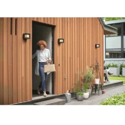 Væglamper Ude ^ Philips PARTERRE UDENDØRS VÆGLAMPE SORT 8W