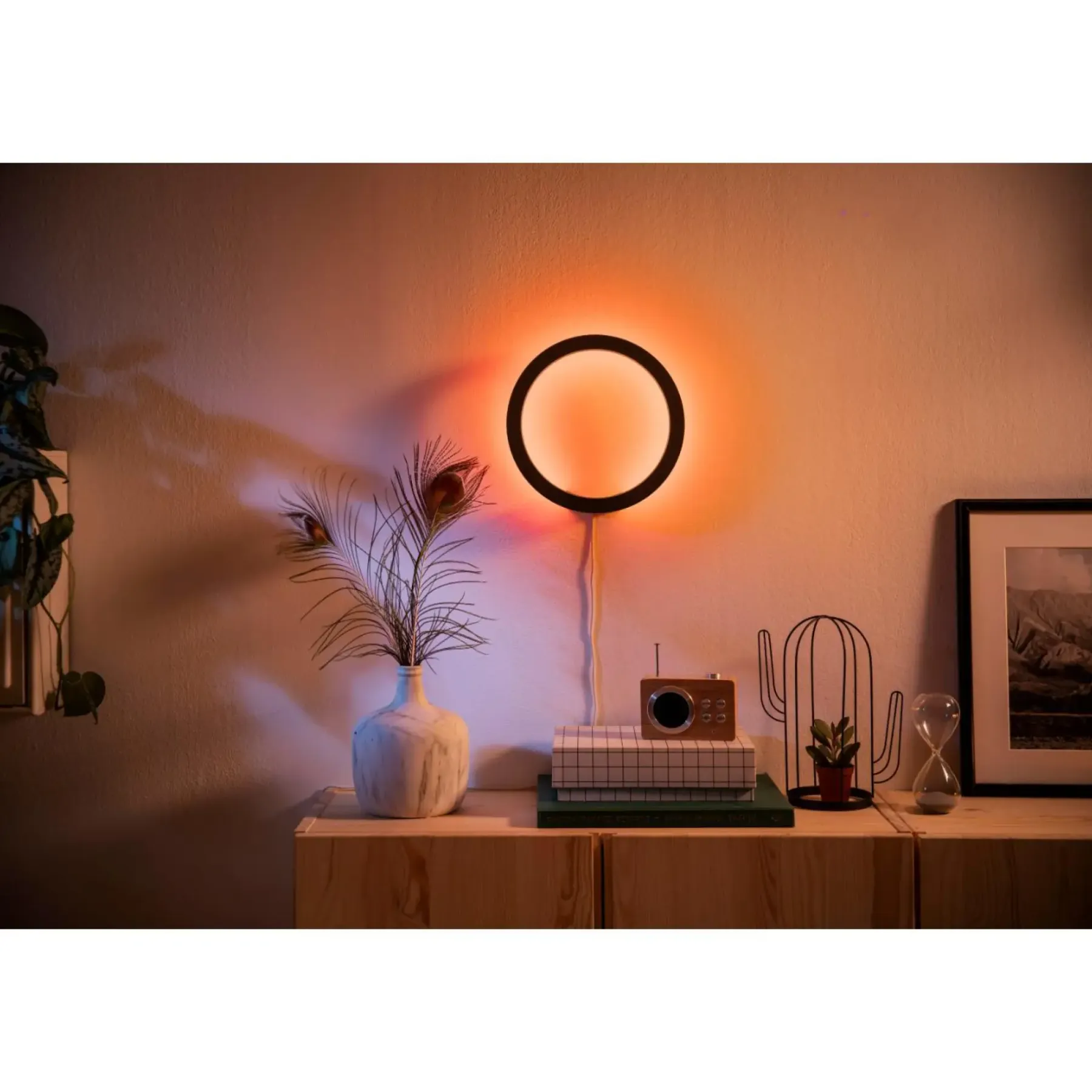 WCA SANA VÆGLAMPE 20W SORT>Philips Hue Best