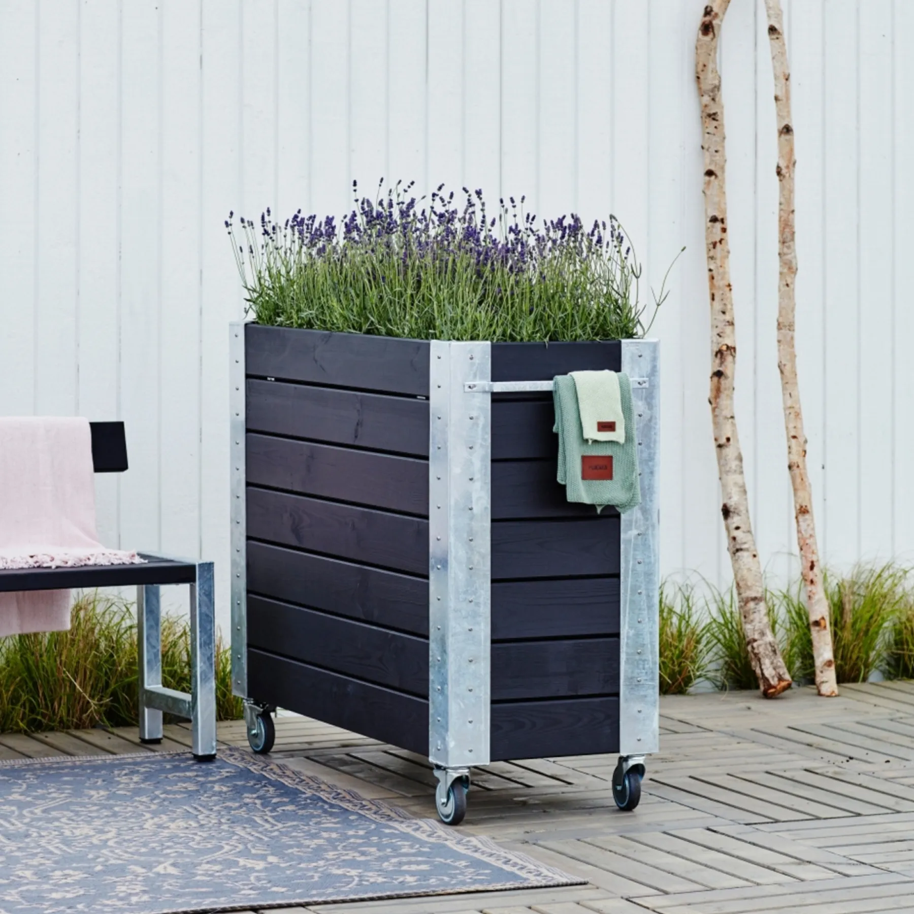 Højbede & Plantekasser ^ Plus CUBIC BLOMSTERKASSE SORT 50 X 90 X 120 CM