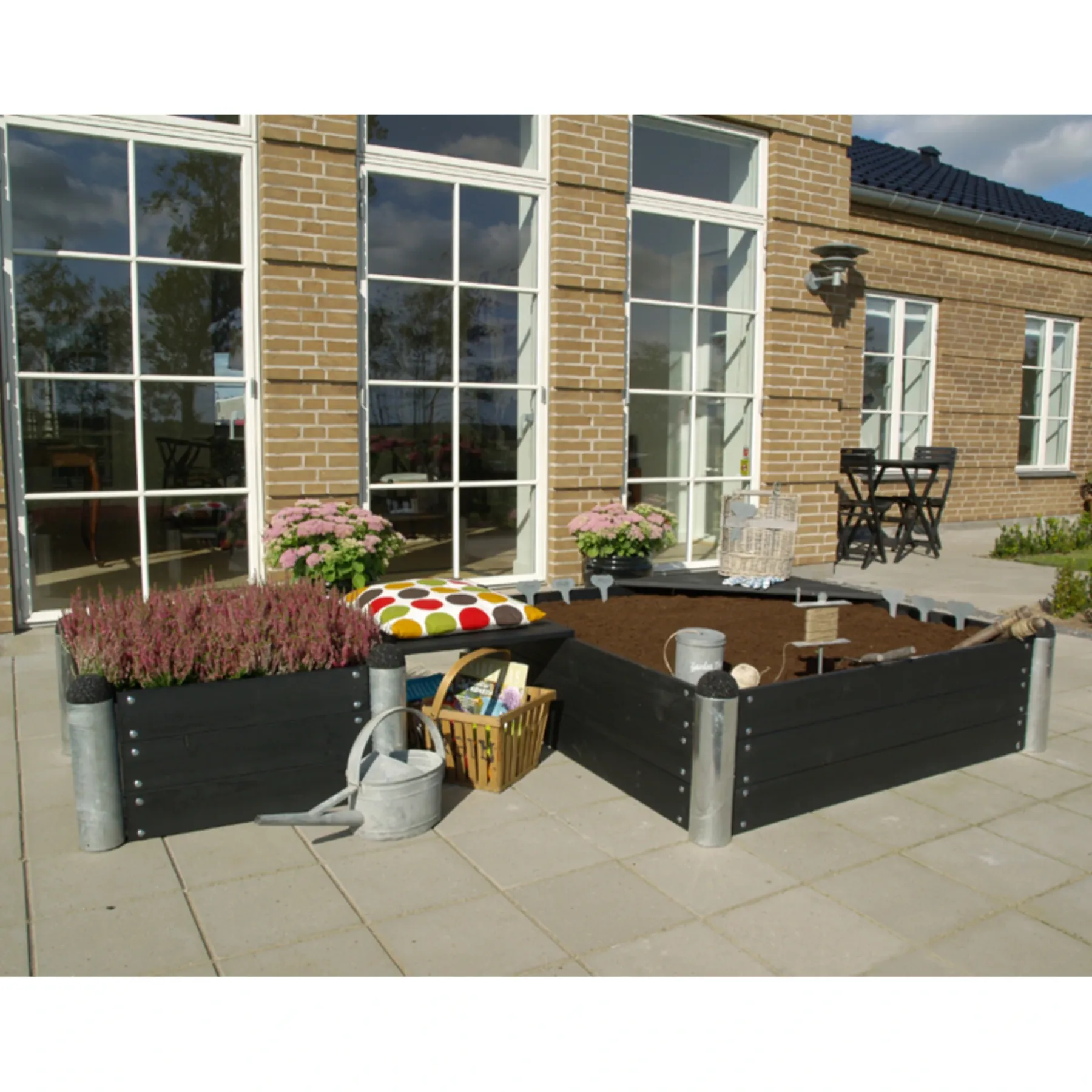 PIPE BLOMSTERKASSE SORT 36 X 80 X 80 CM>Plus Outlet