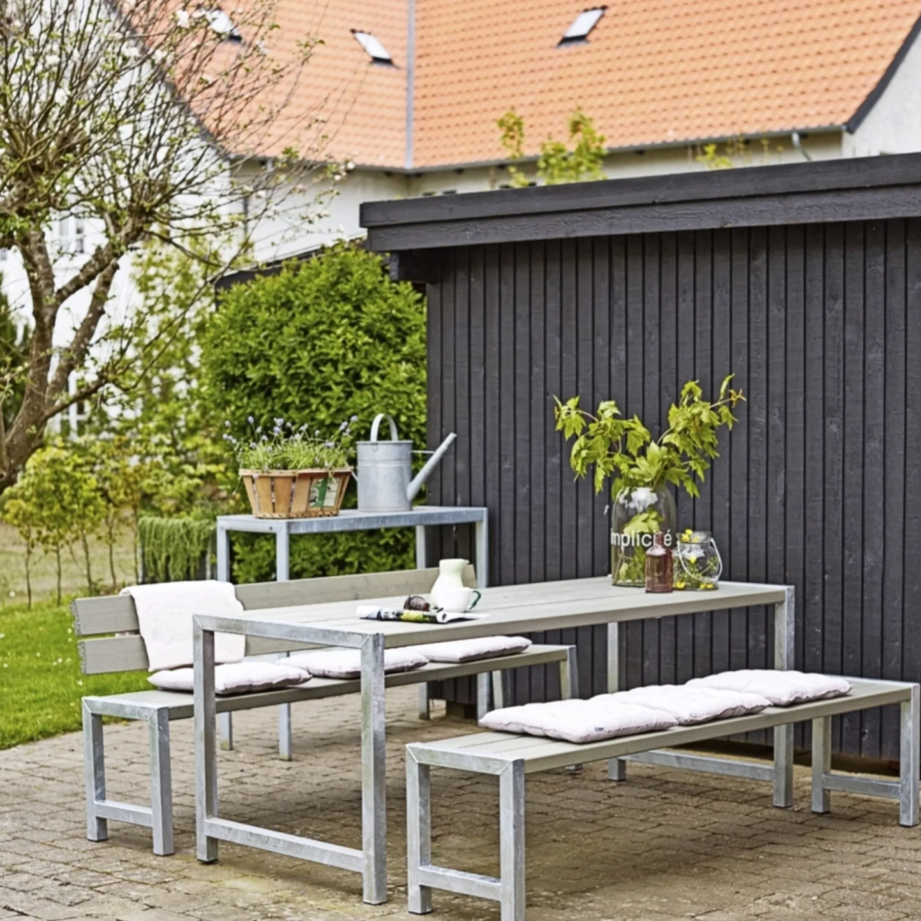 Havebænke ^ Plus PLANKEBÆNK GRÅBRUN 176 CM