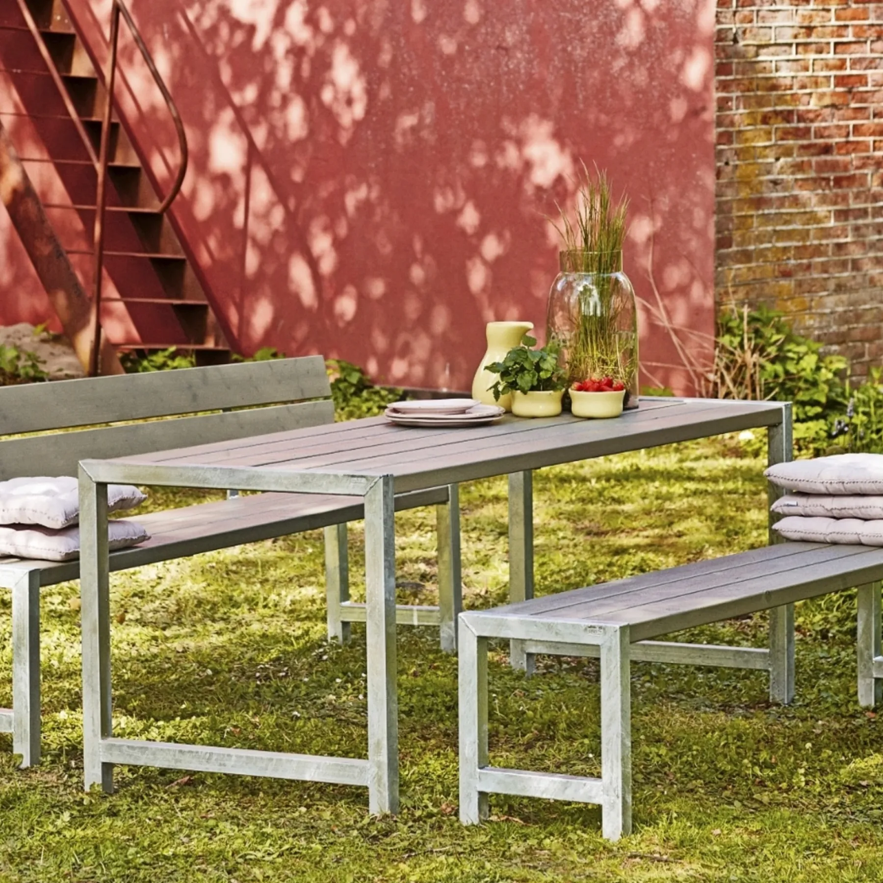 Havebænke ^ Plus PLANKEBÆNK GRÅBRUN 176 CM
