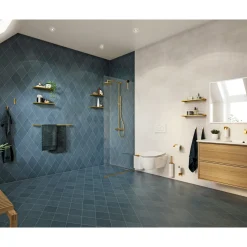 Tilbehør Badeværelse ^ Pressalit STYLE TOILETPAPIRHOLDER BØRSTET MESSING
