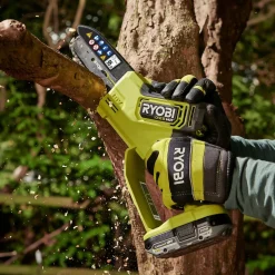 Motorsave ^ Ryobi GRENSAV AKKU 15 CM UDEN BATTERI OG LADER