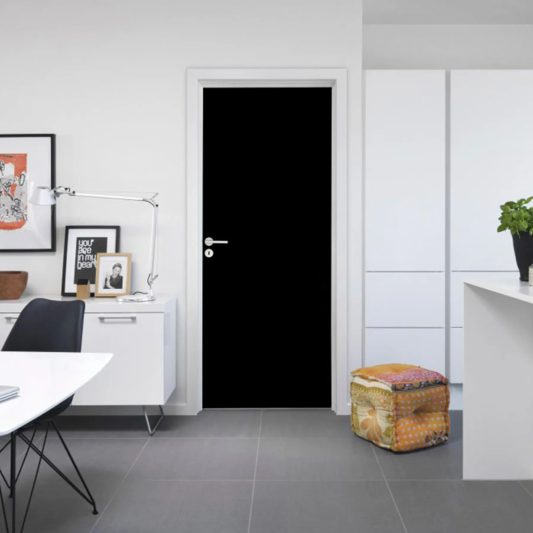 ADVANCE-LINE STABLE SORT GLAT MASSIV DØR SORT 9X21>Swedoor Discount